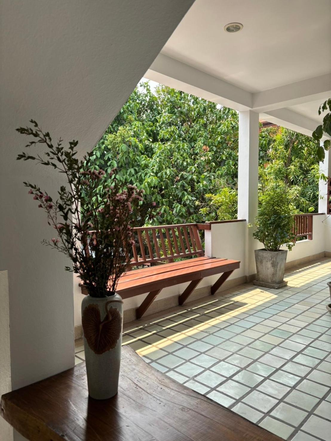 Yindee Stylish Guesthouse Chiang Mai Exteriör bild