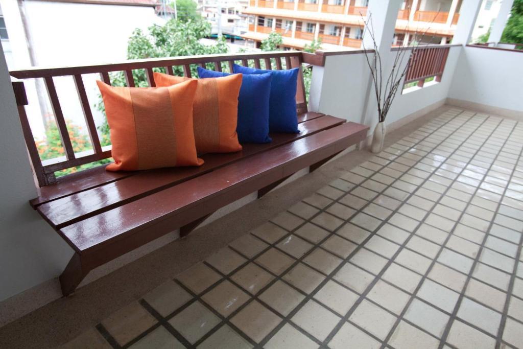 Yindee Stylish Guesthouse Chiang Mai Exteriör bild