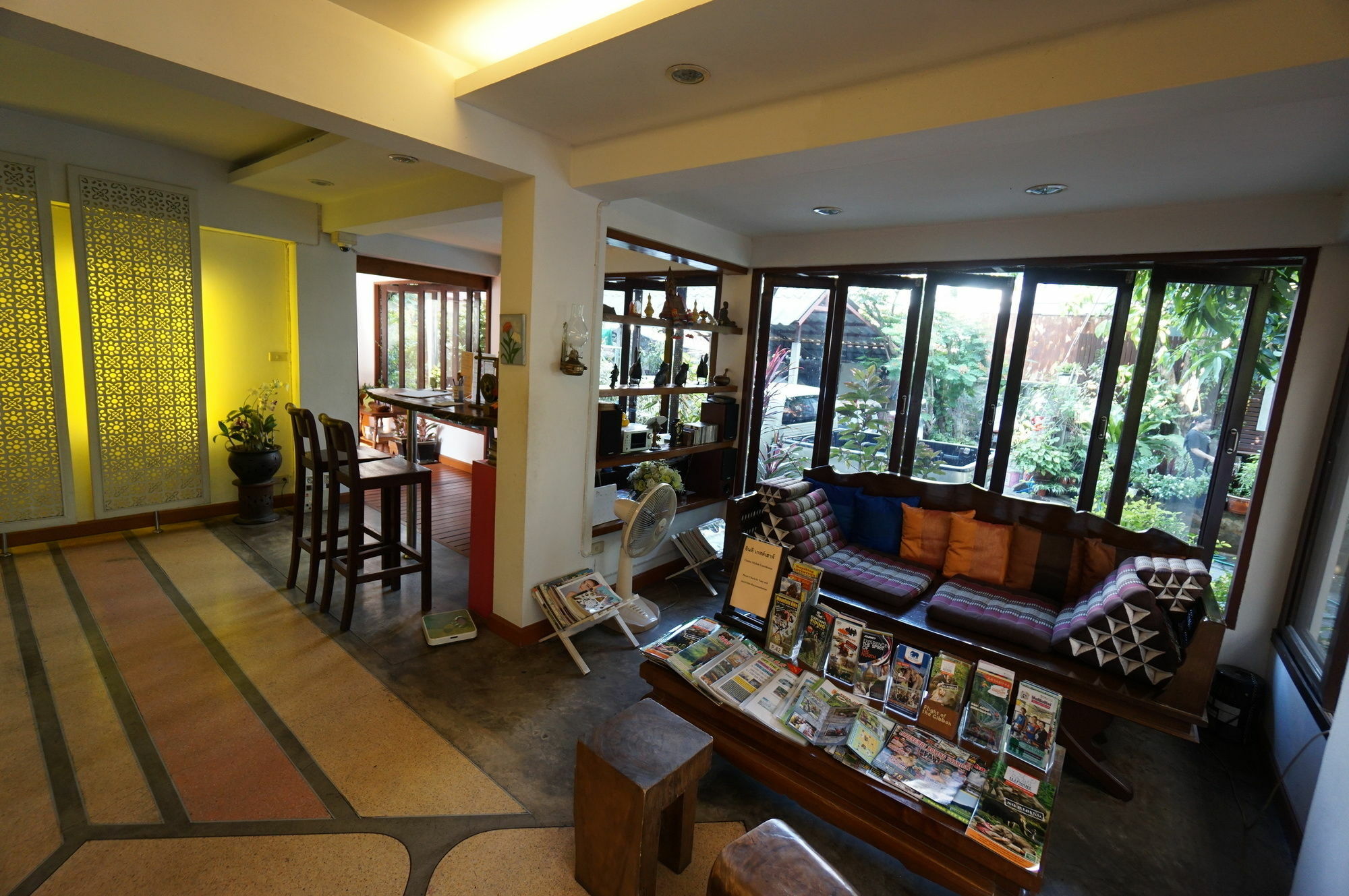 Yindee Stylish Guesthouse Chiang Mai Exteriör bild